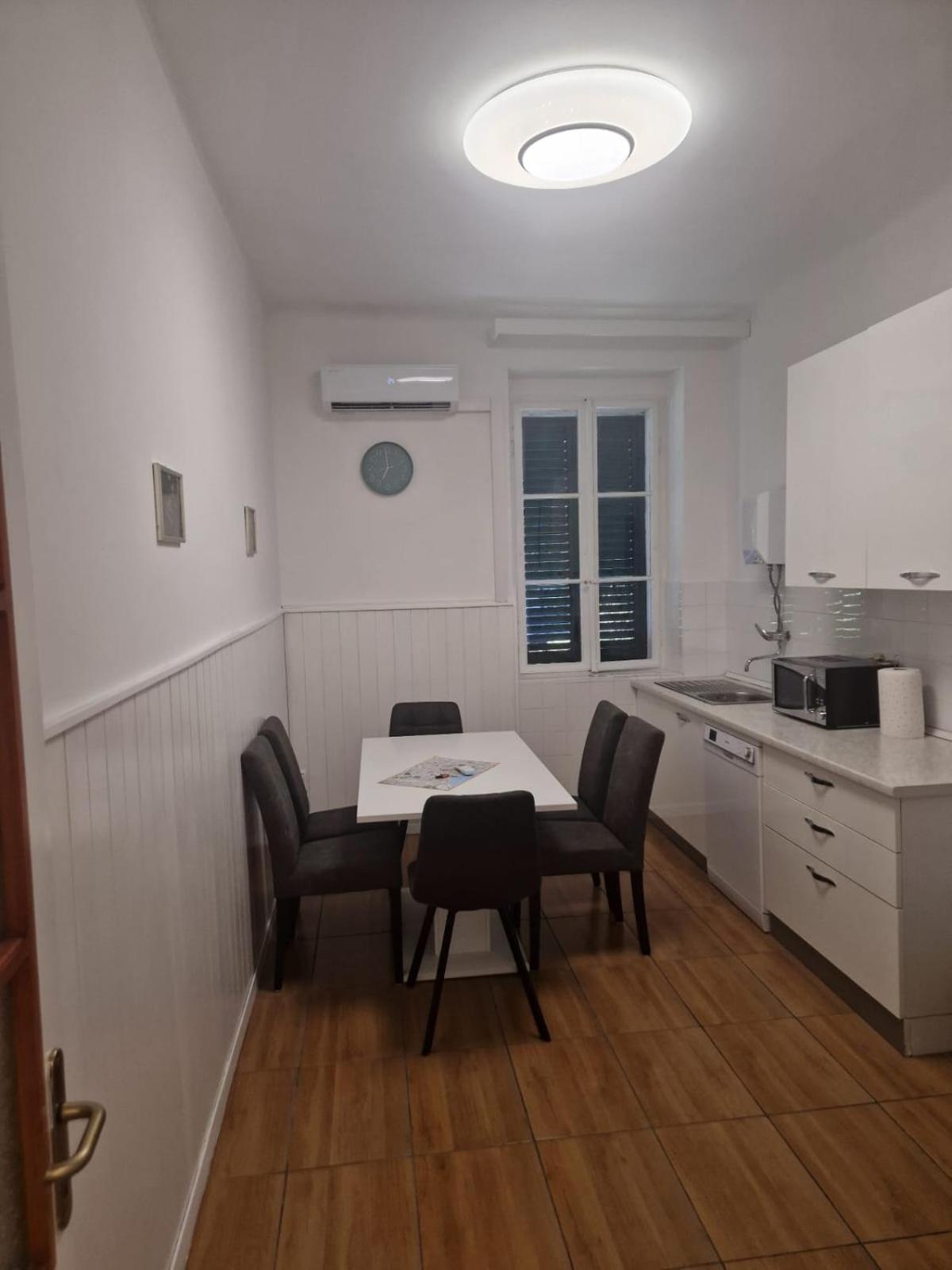 Apartment Pape Спліт Екстер'єр фото